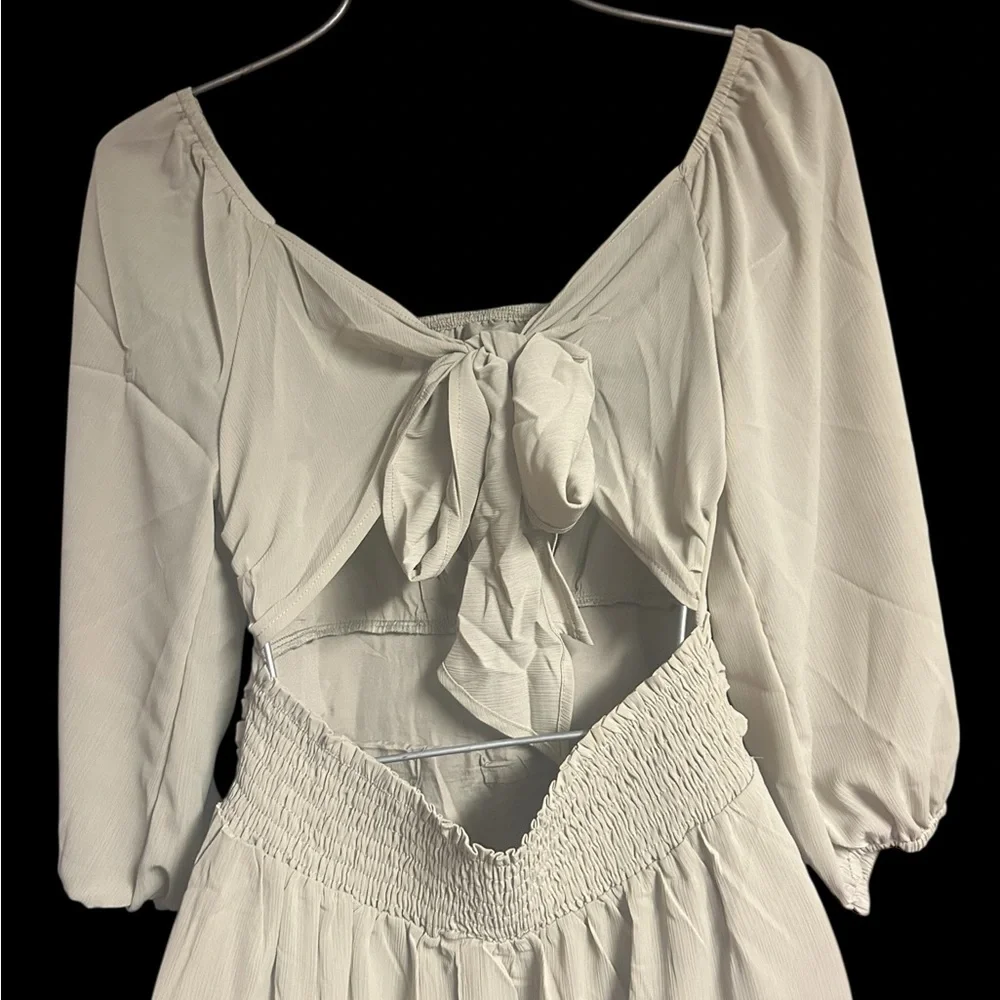 Women's Dress Mini Dress Open Back Medium NWT - Picture 1 of 7